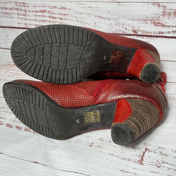 L’Artiste by Springstep Ankle Boots Tan - Picture 6 of 6